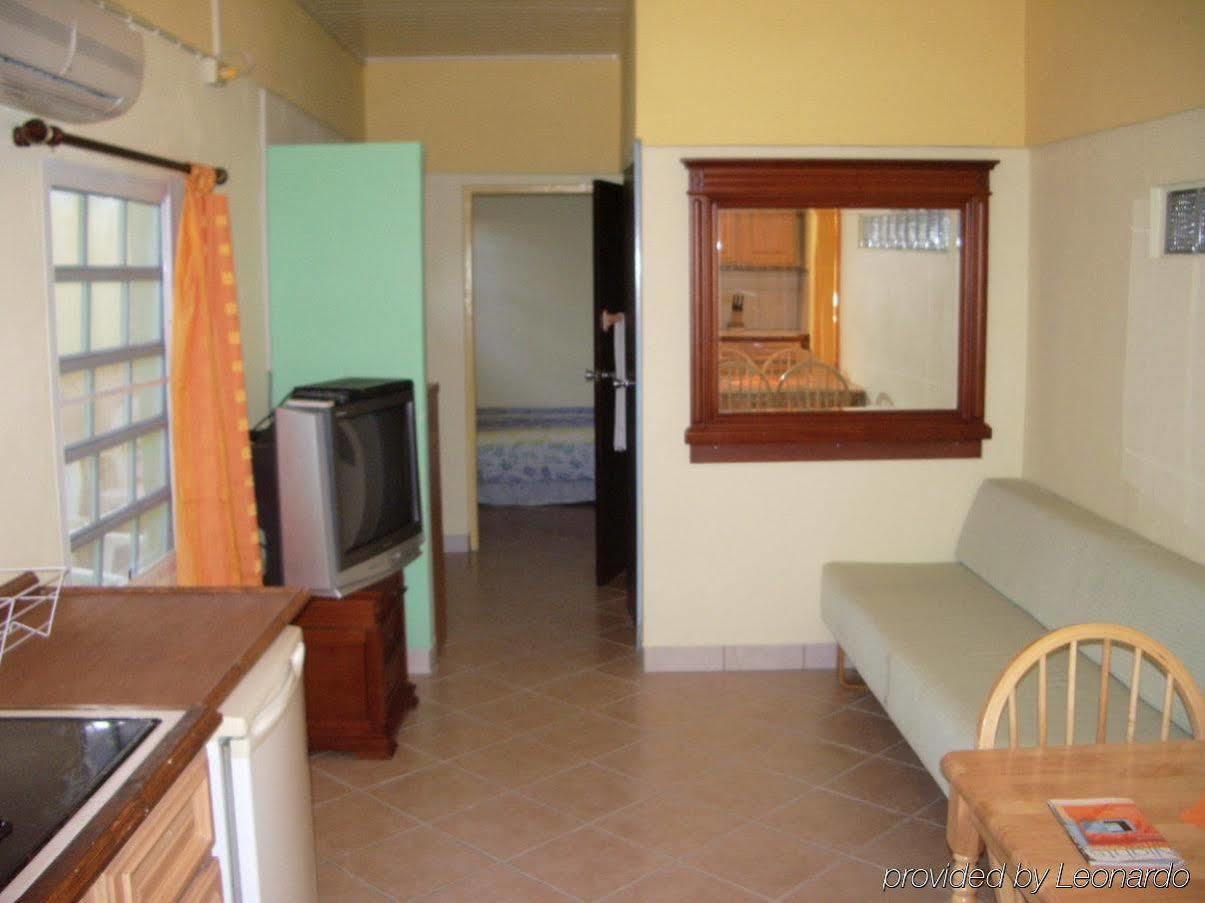 Azure Hotel And Art Studio Simpson Bay Buitenkant foto