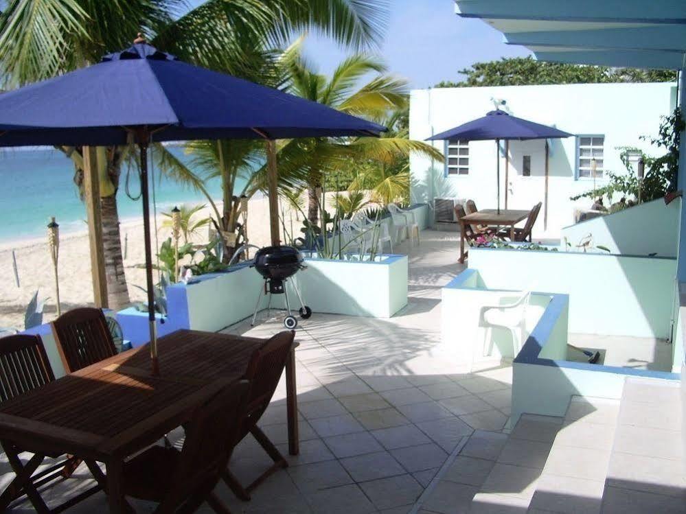 Azure Hotel And Art Studio Simpson Bay Buitenkant foto